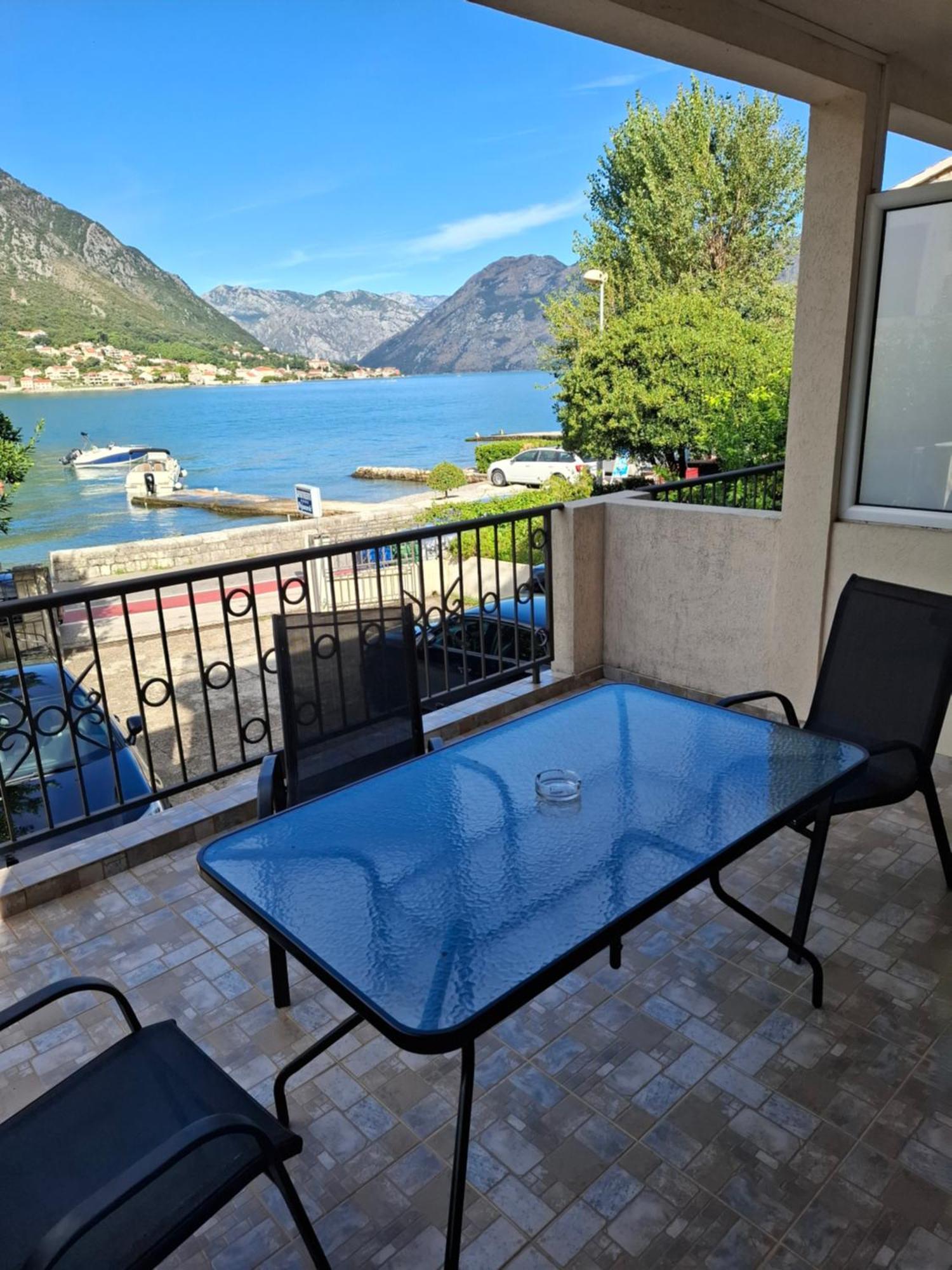 Apartments Pejanovic Kotor Eksteriør bilde