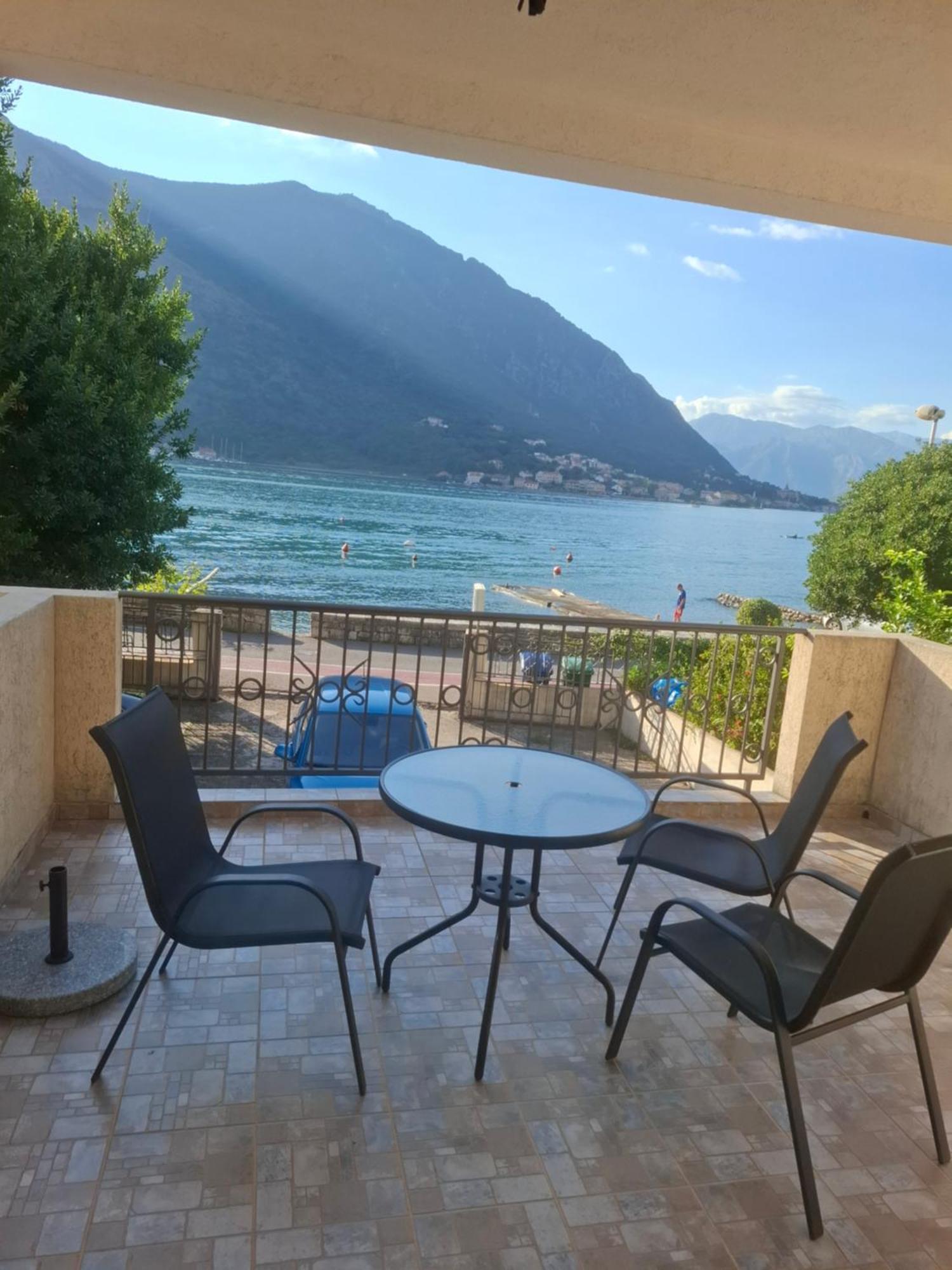 Apartments Pejanovic Kotor Eksteriør bilde